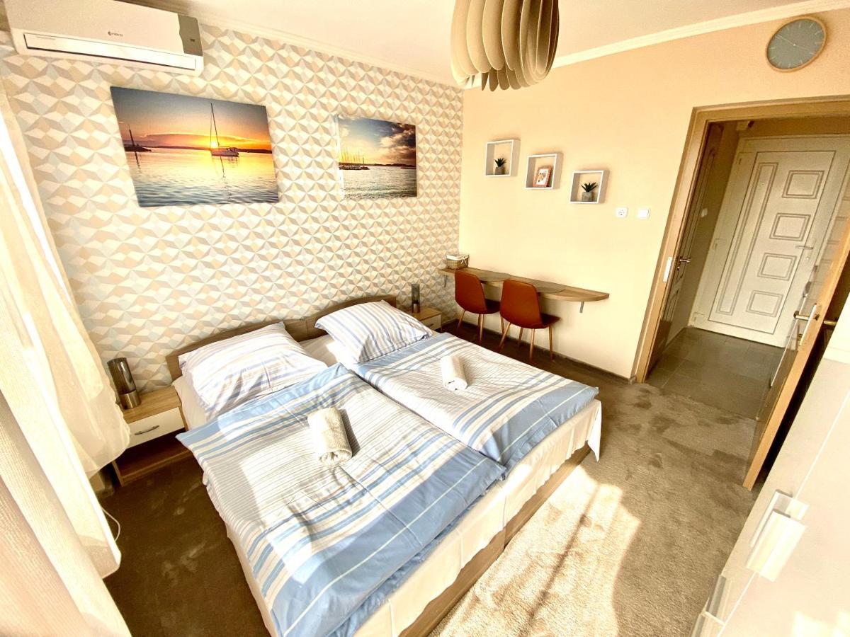 Aqua Blue Apartmanok - Siófok Extérieur photo