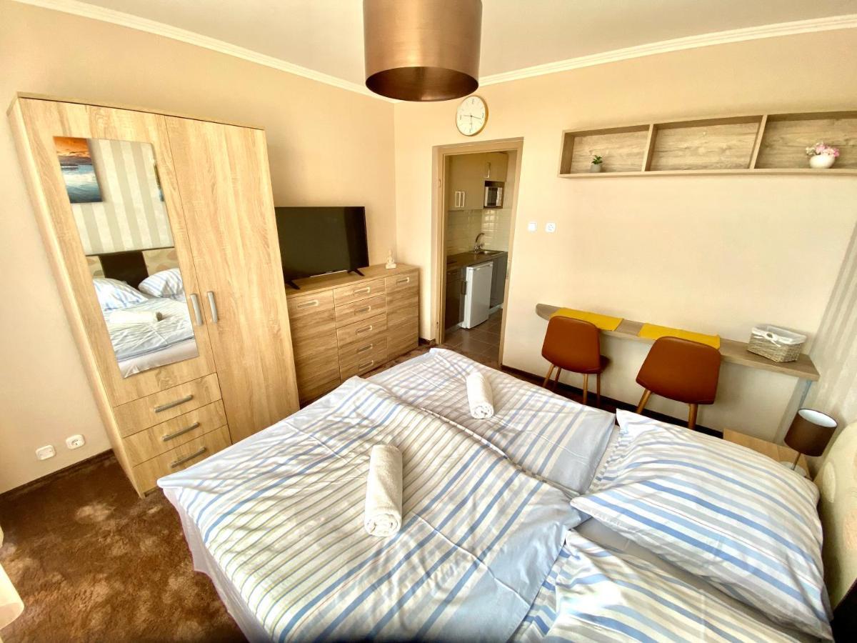 Aqua Blue Apartmanok - Siófok Extérieur photo