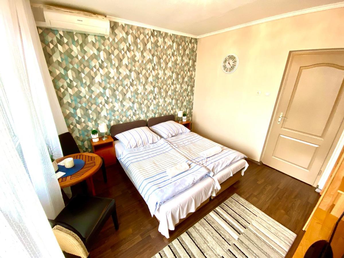 Aqua Blue Apartmanok - Siófok Extérieur photo